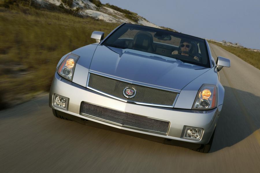  Cadillac XLR-V 2006 года  (фото 43 из 58)